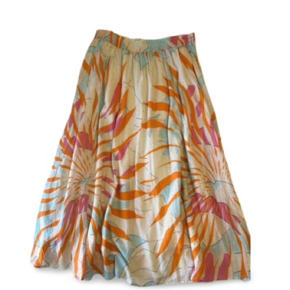 Anthropologie Maeve gathered white, orange and yellow skirt with lining. Size L.